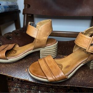 Miz Mooz sandals with heels and large buckle on ankle strap. Warm brown. Size 8.